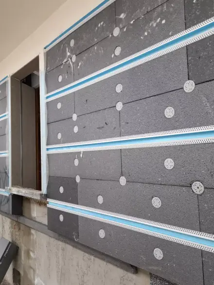 AdobeStock_1698345967